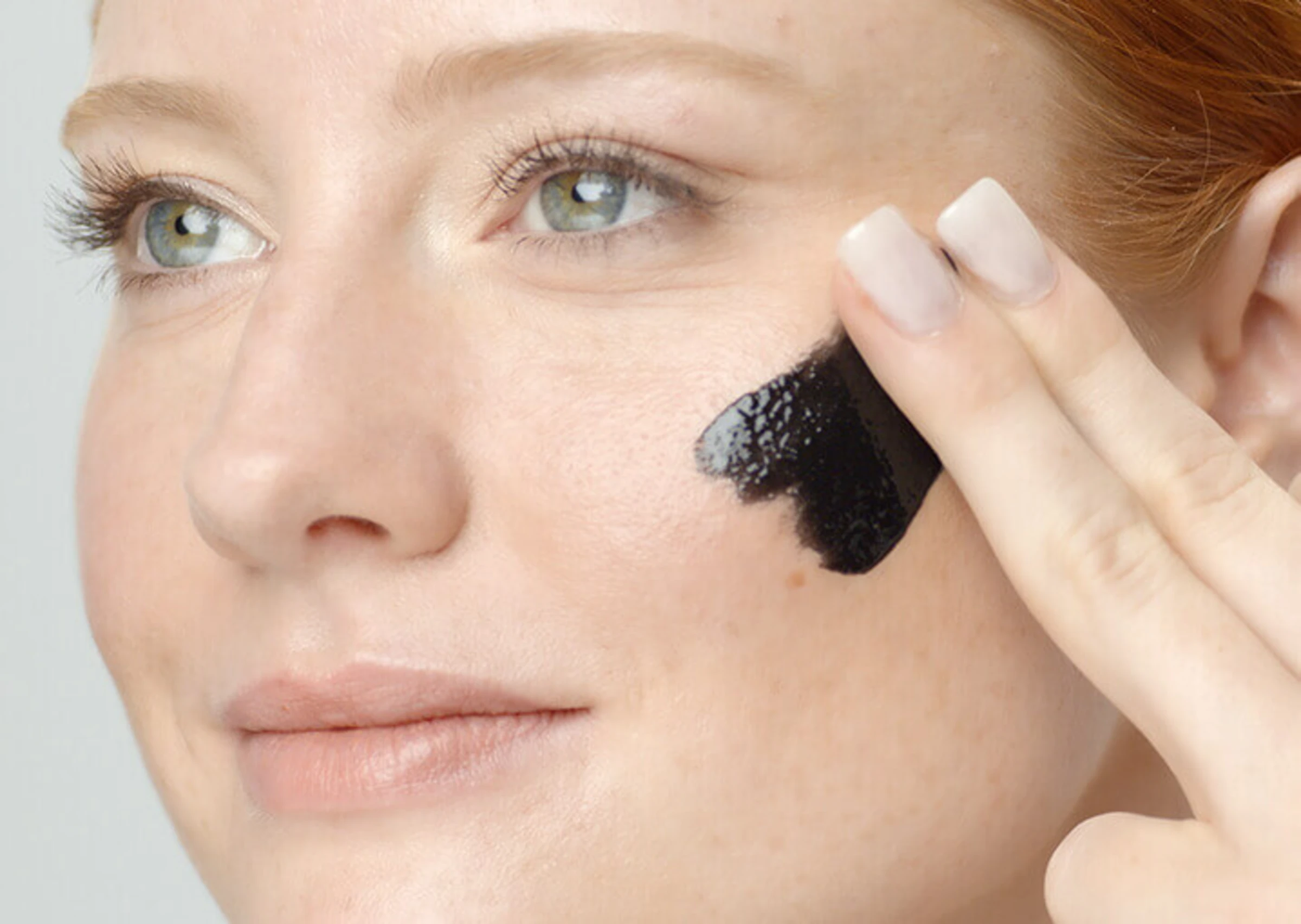 Schaebens Aktivkohle PEEL-OFF MASKE 5 Schaebens Aktivkohle PEEL-OFF MASKE – Bild 3