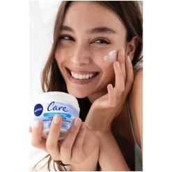 NIVEA Care Intensive Pflege Creme -Mandarina Duck Fragrances-Shop MAM 6386718 SHOP IMAGE 1.4