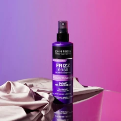 JOHN FRIEDA FRIZZ Ease Tägliche Wunderkur Sofort-Pflegespray -Mandarina Duck Fragrances-Shop MAM 8041710 SHOP IMAGE 1.4