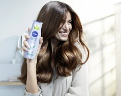 NIVEA Volumen & Kraft PH-Balance Shampoo -Mandarina Duck Fragrances-Shop MAM 8334371 SHOP IMAGE 1.4