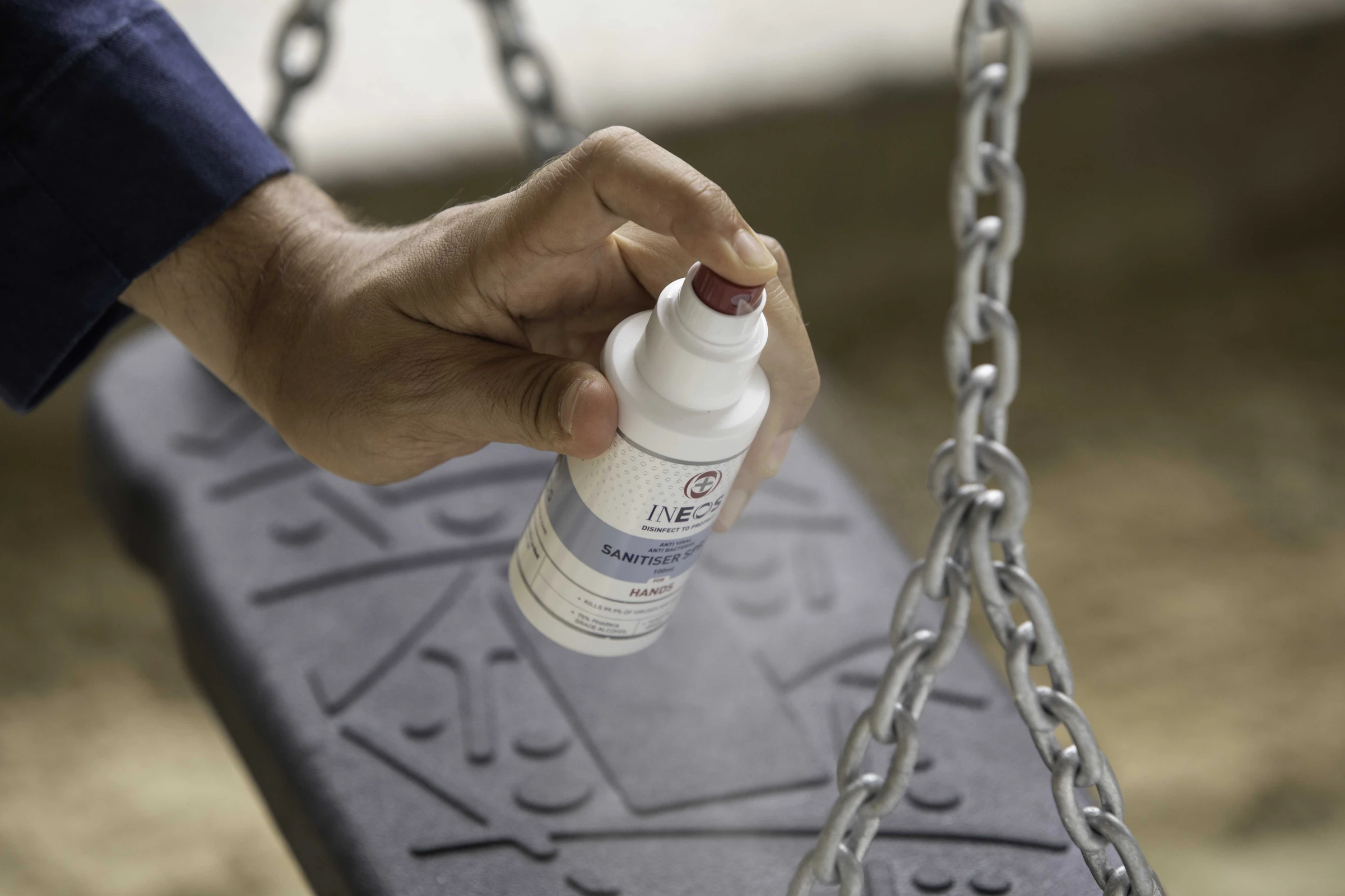 INEOS Desinfektions-Spray Für Hände 4 INEOS Desinfektions-Spray Für Hände – Bild 2