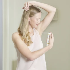 DOVE Deo Spray Mit Citrus- Und Pfirsichduft Und Pflegendem Zink-Komplex 8 DOVE Deo Spray Mit Citrus- Und Pfirsichduft Und Pflegendem Zink-Komplex -Mandarina Duck Fragrances-Shop MAM 8548523 SHOP IMAGE 1.4