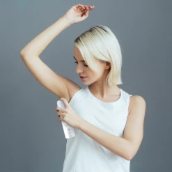 8x4 Anti-Transpirant Spray N°1 Pure Aqua -Mandarina Duck Fragrances-Shop MAM 9796045 SHOP IMAGE 2.3